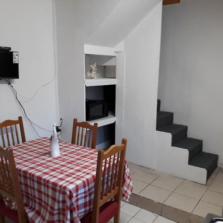 Appartamento Departamento A Minutos Del Centro Puerto Montt Esterno foto