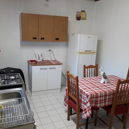 Appartamento Departamento A Minutos Del Centro Puerto Montt Esterno foto